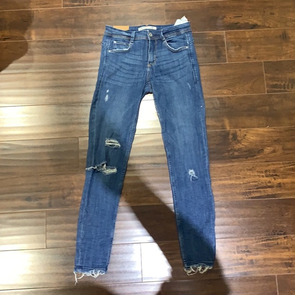 Zara Jeans - Picture 2 of 2